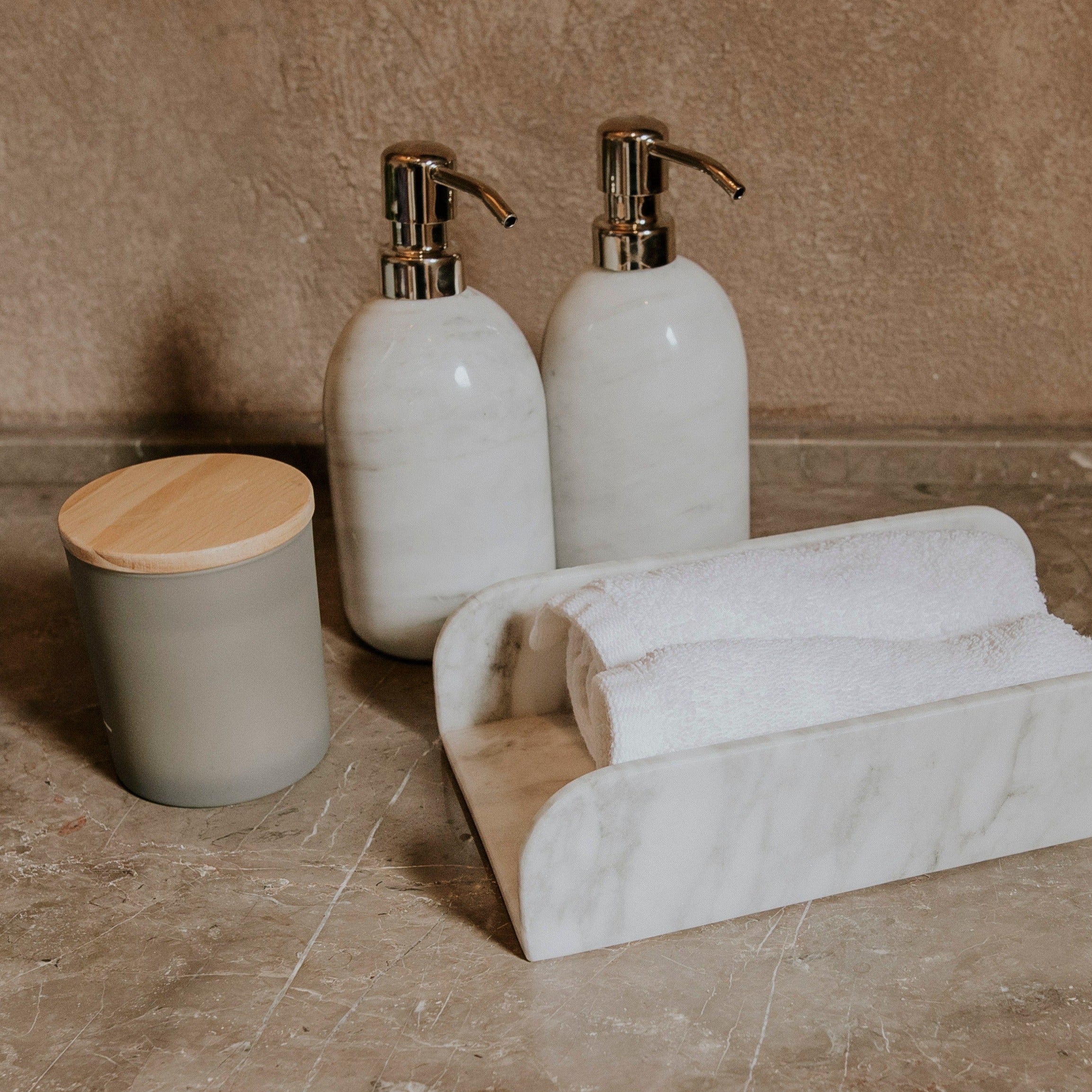 CHAROLA PARA TOALLAS