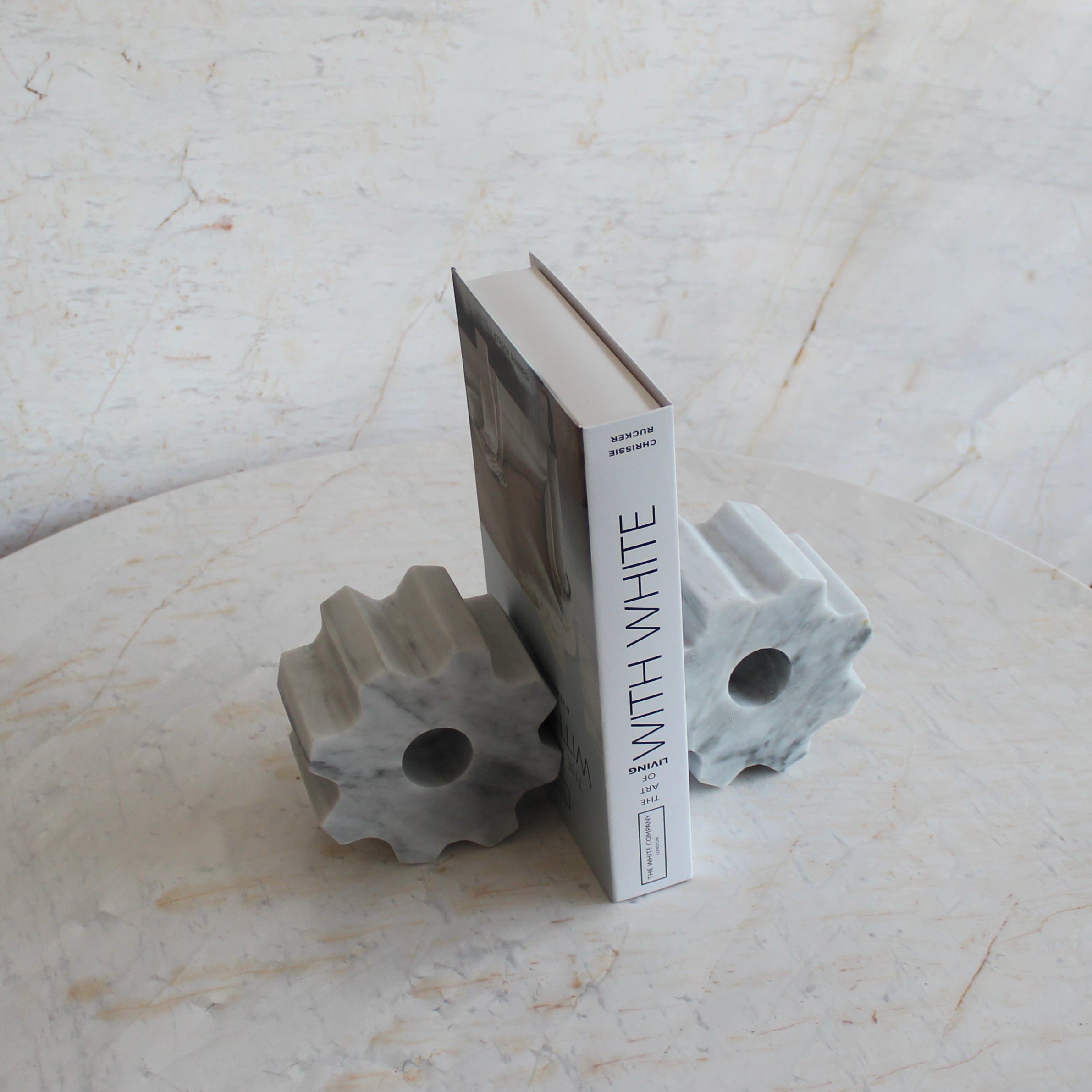 SUJETALIBROS ENGRANAJE