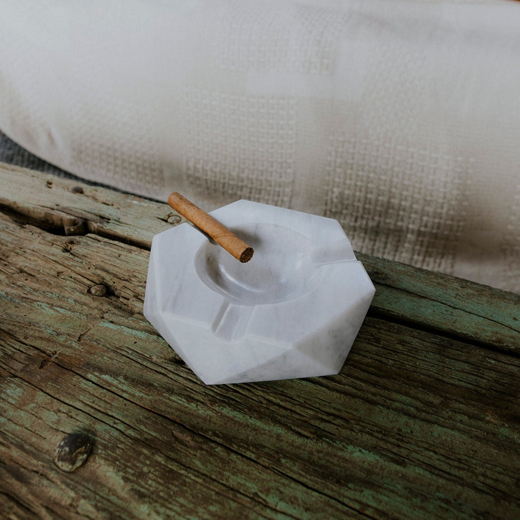 CENICERO FACETEADO PARA PURO