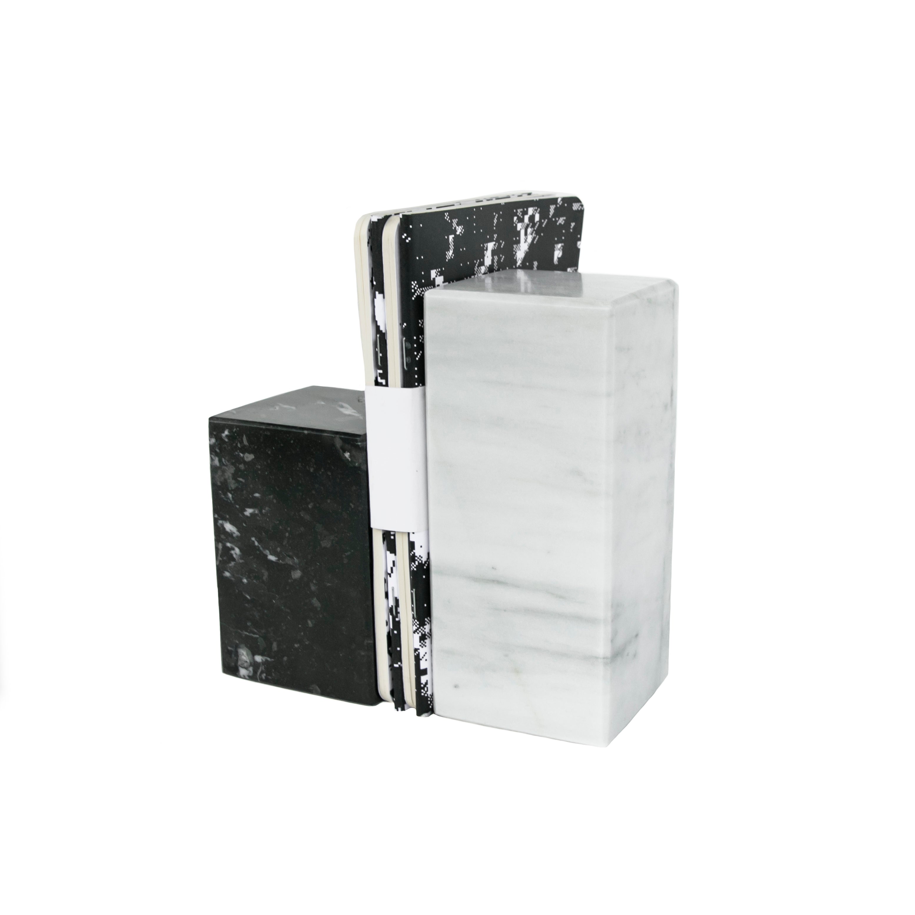 Sujeta Libros Cubo