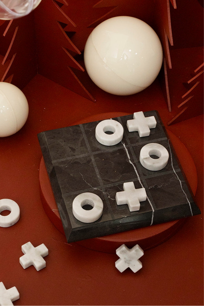 TIC TAC TOE